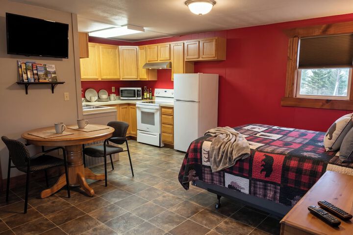 KJs Inn and Suites by OYO Gettysburg U.S. Hwy 212