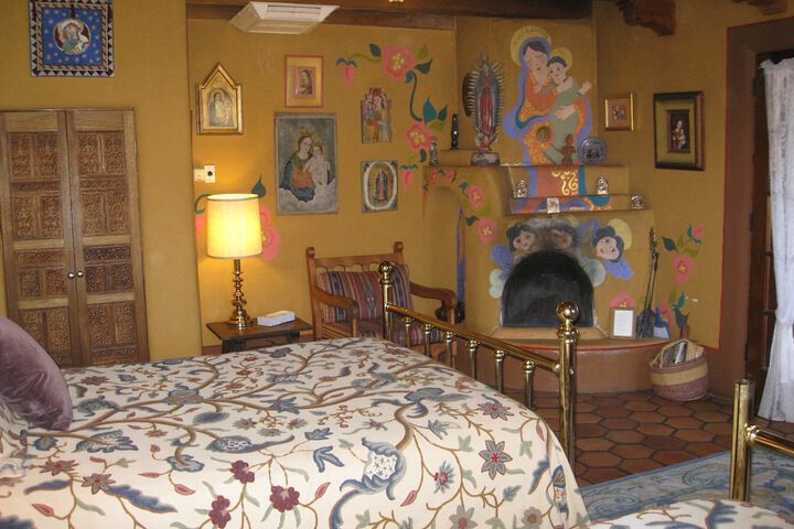 Room 30 of 63