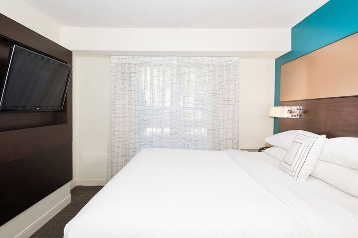 Room 20 of 42