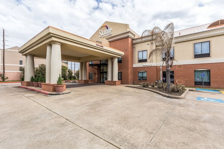 Hotel 2 of 45