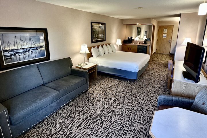 Room 15 of 16