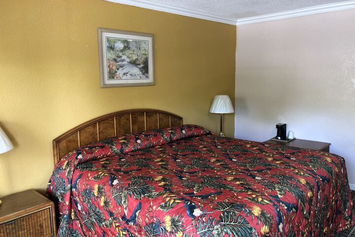 Budget Inn