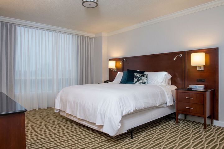 Room 25 of 49