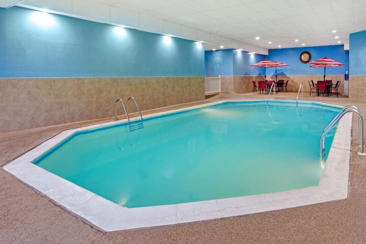 Pool 6 of 45