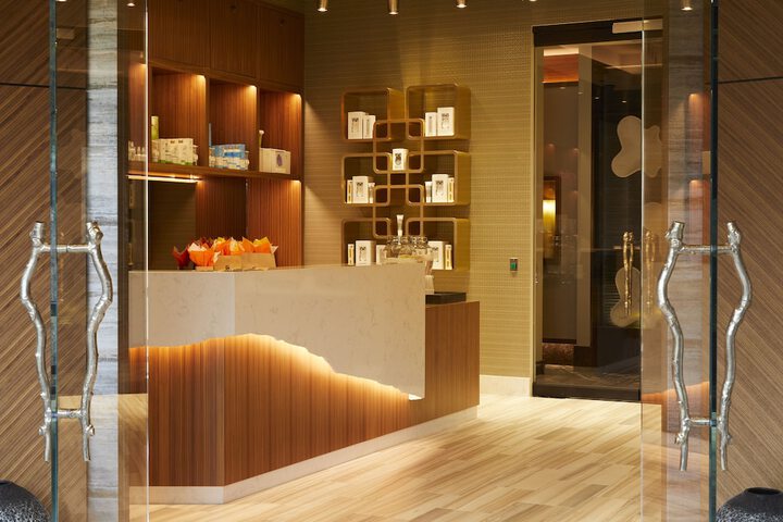 Hotel Interior 16 of 100