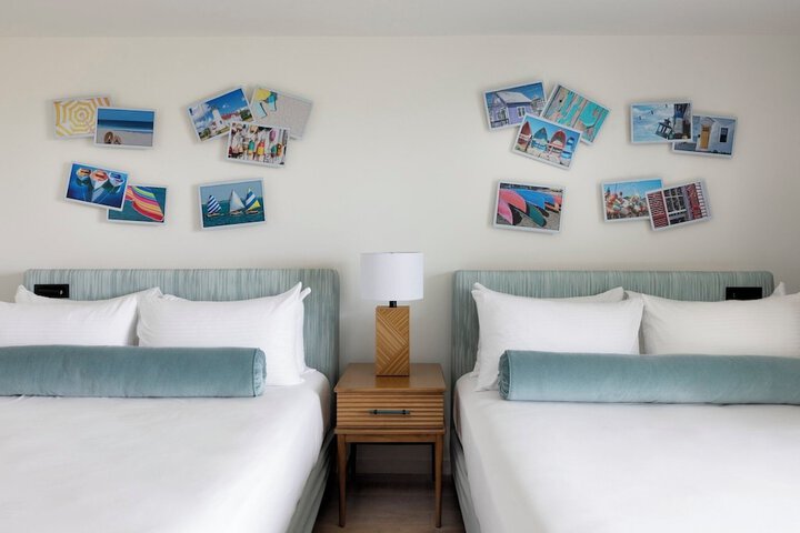 Room 40 of 82
