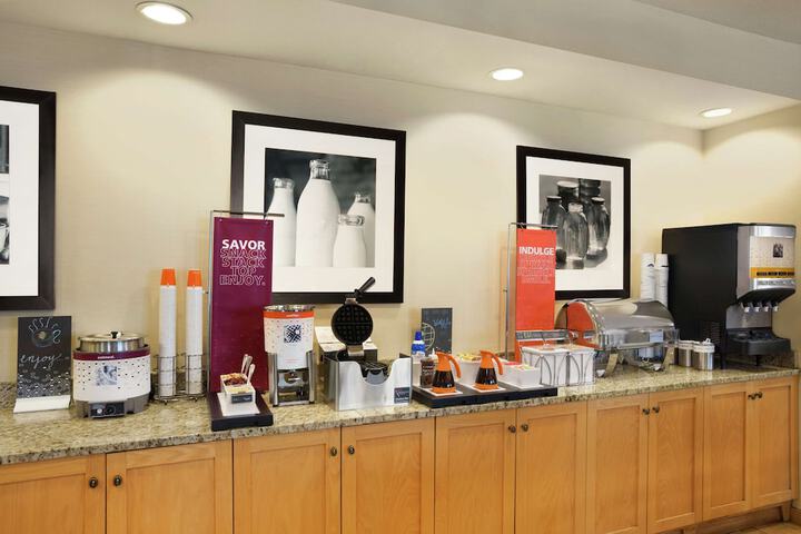 Breakfast/Coffee Service 29 of 33