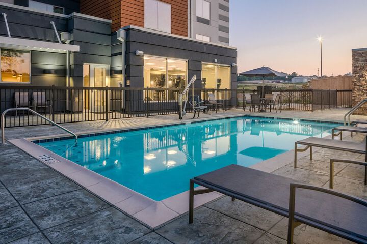 Pool 3 of 22