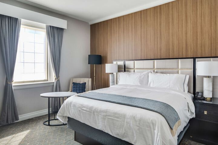 The Sire Hotel Lexington Tapestry Collection by Hilton