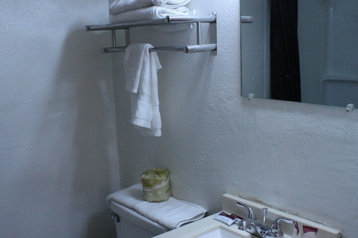 Room 13 of 25