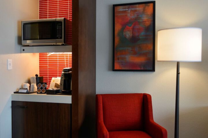 Room 13 of 41