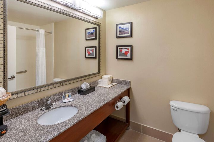 Room 20 of 34