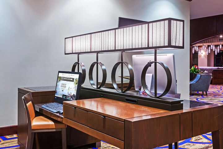 Hilton Waco