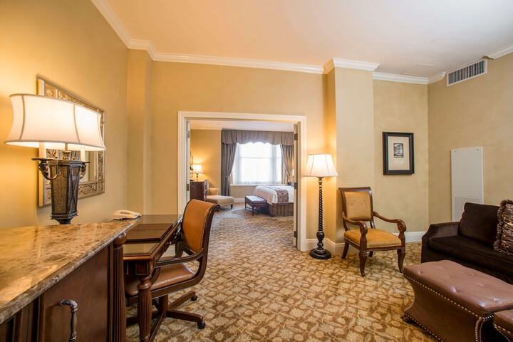 Room 90 of 259