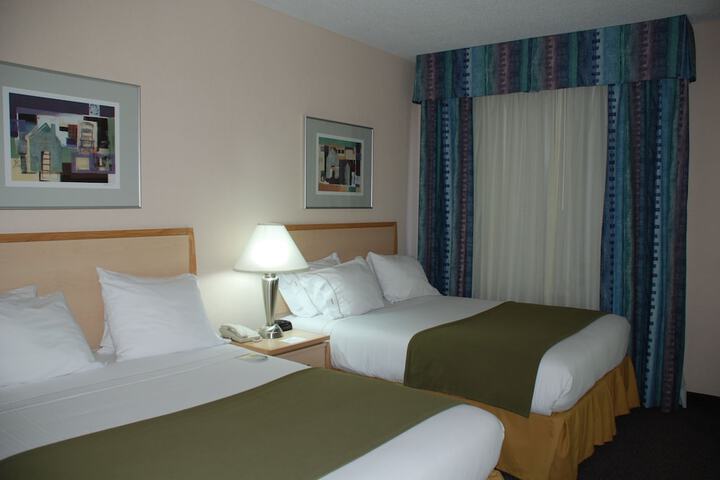 Room 25 of 65