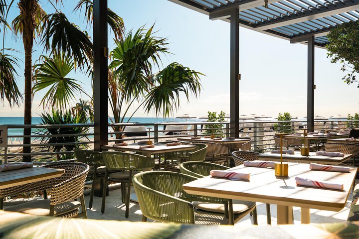 Signia by Hilton Diplomat Beach Resort