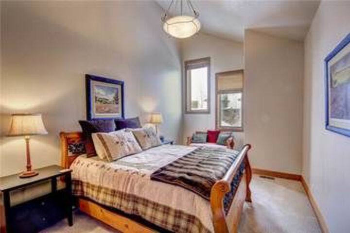 The Cove Condominium by Alpine Ski Properties