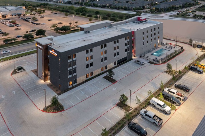 Hotel 3 of 37