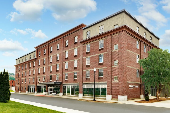 Hotel 3 of 47
