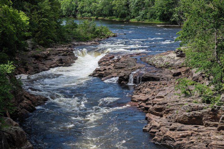 Rockwell Falls Inn and Wine Bar
