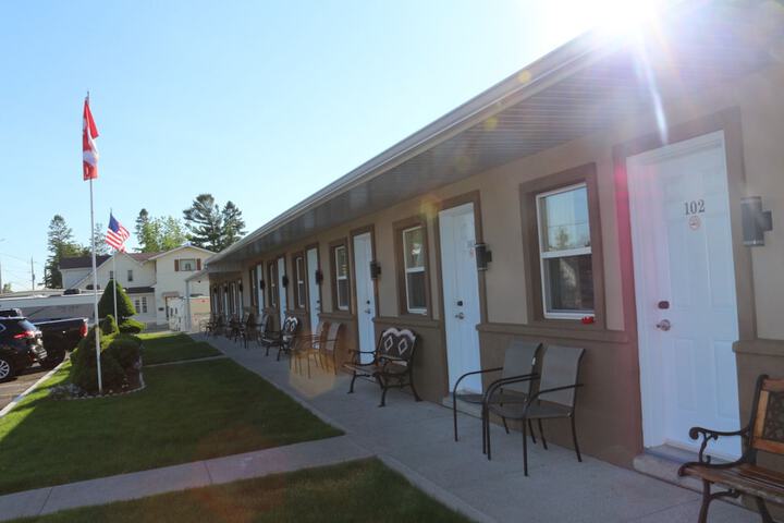 Hotel 4 of 62