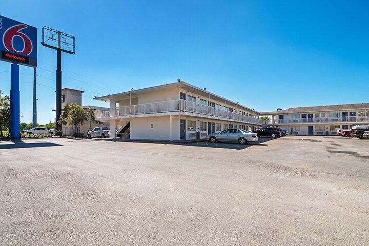 Motel 6 Corpus Christi TX - Northwest