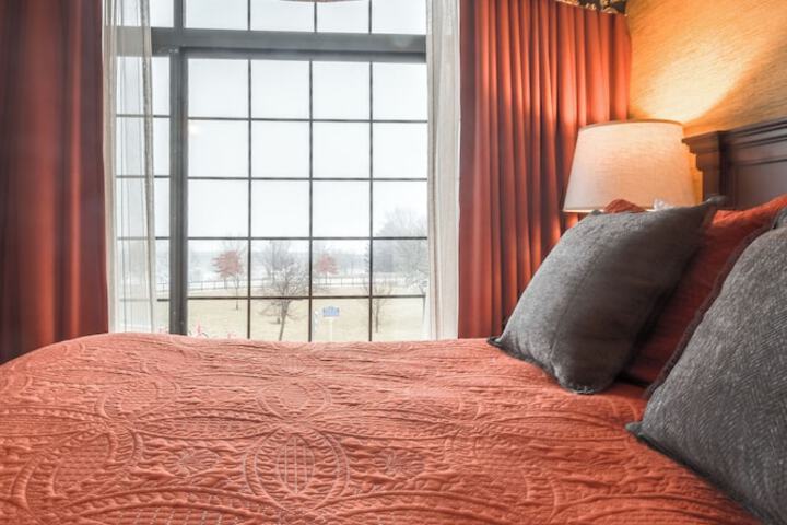 Red Coach Inn