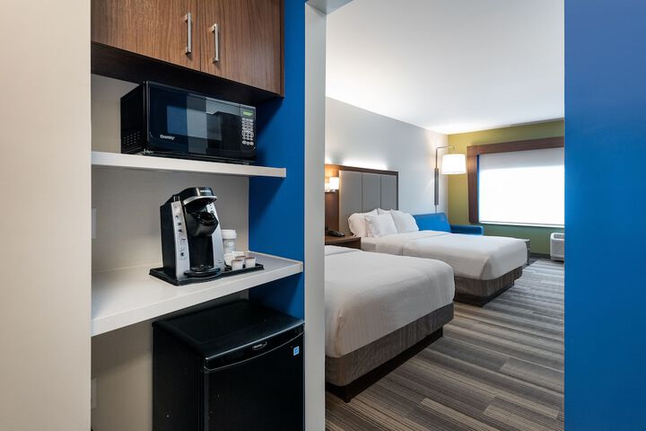 Room 16 of 31