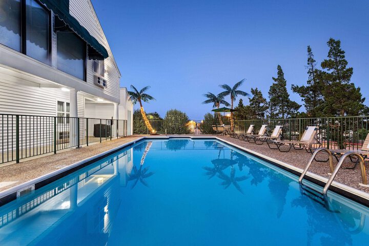 Pool 9 of 40