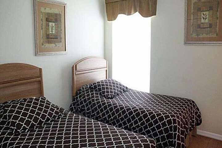 Room 13 of 26