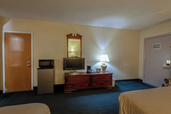 Room 60 of 68