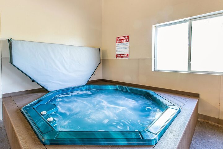Pool 10 of 48