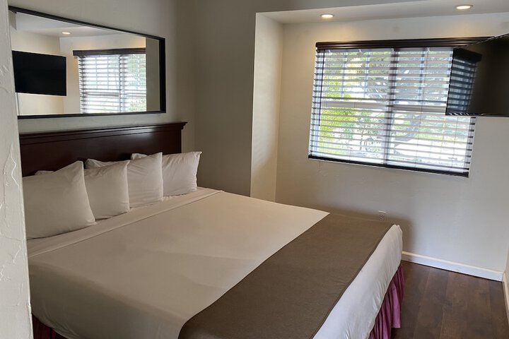 Room 17 of 71