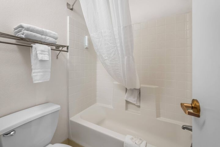 Rodeway Inn Copper Stay Benson AZ I-10 Exit 304