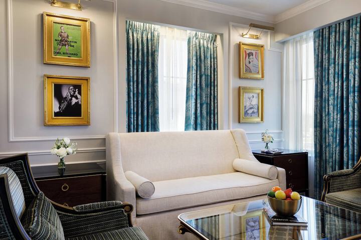 Hotel Carmichael Autograph Collection