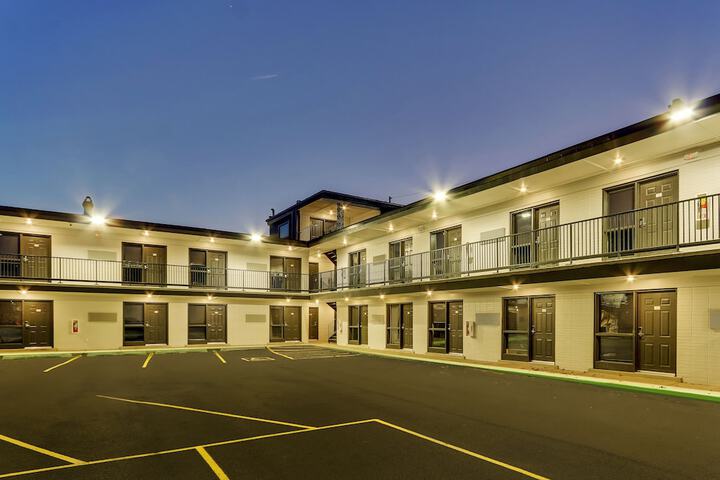 Hotel 2 of 24
