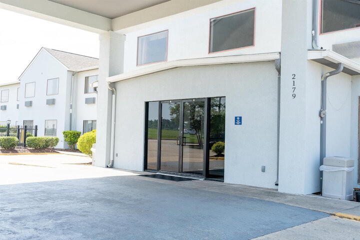 Americas Best Value Inn Donaldsonville