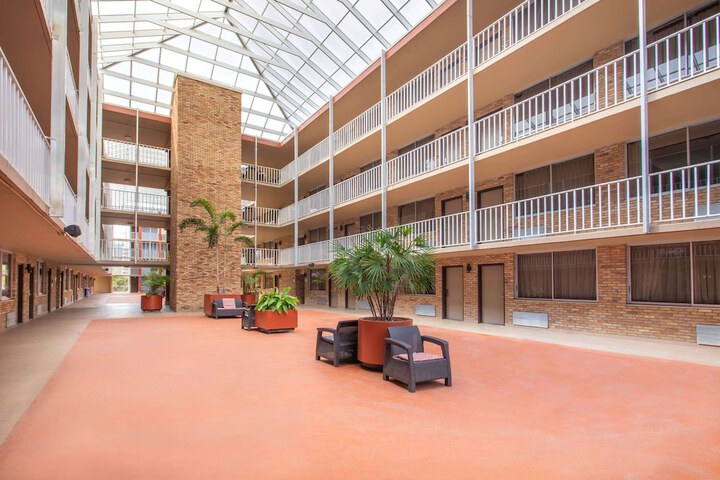 Hotel Interior 9 of 44