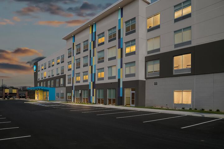 Tru by Hilton Hagerstown