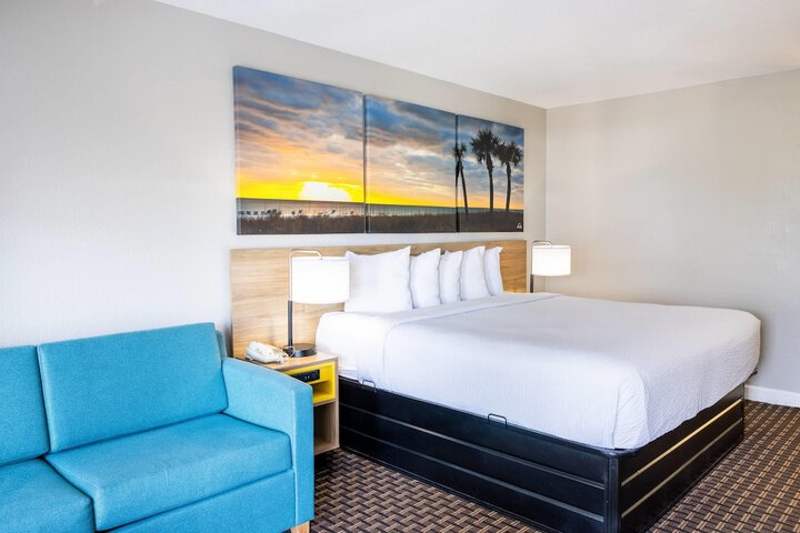 Days Inn by Wyndham Port Charlotte / Punta Gorda