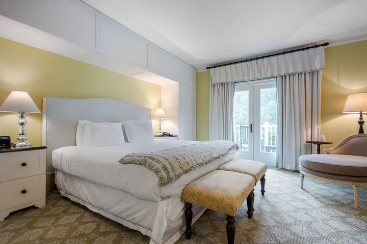 Room 128 of 185