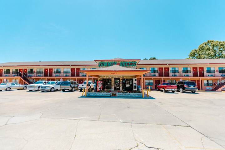 Hotel 9 of 48