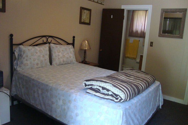Room 18 of 34