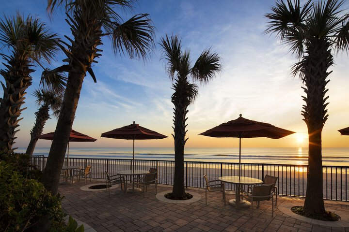 Sundeck 87 of 107
