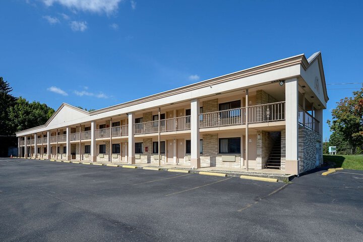 Hotel 11 of 38