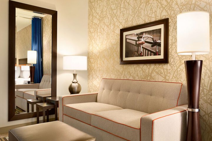 Room 20 of 34