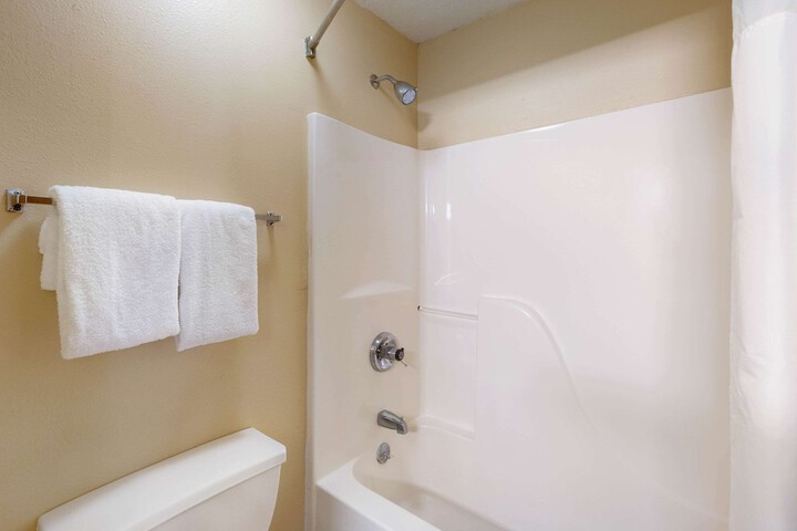 Quality Inn - Storm Lake
