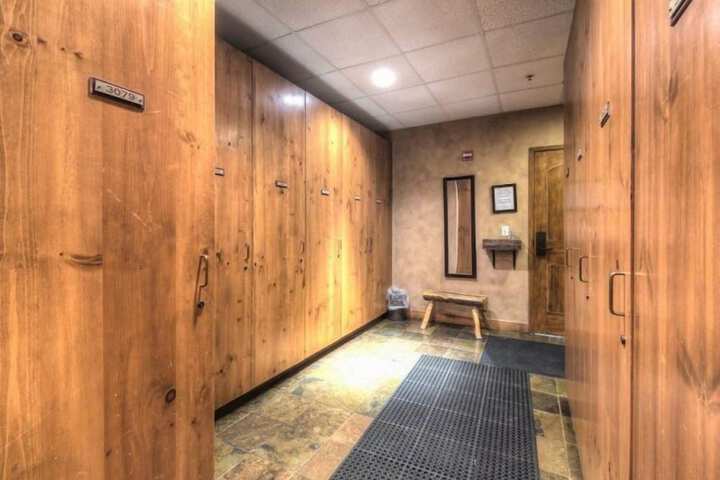 Premier 2 Bedroom Ski in Ski out Vacation Rental at the Timbers With the Best Access to Skiing in Keystone
