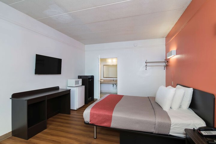 Motel 6 Seaford DE