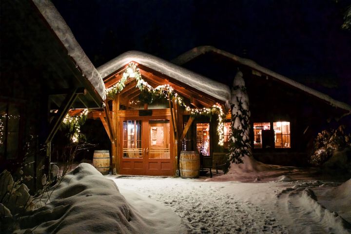 Sleeping Lady Mountain Resort & Spa
